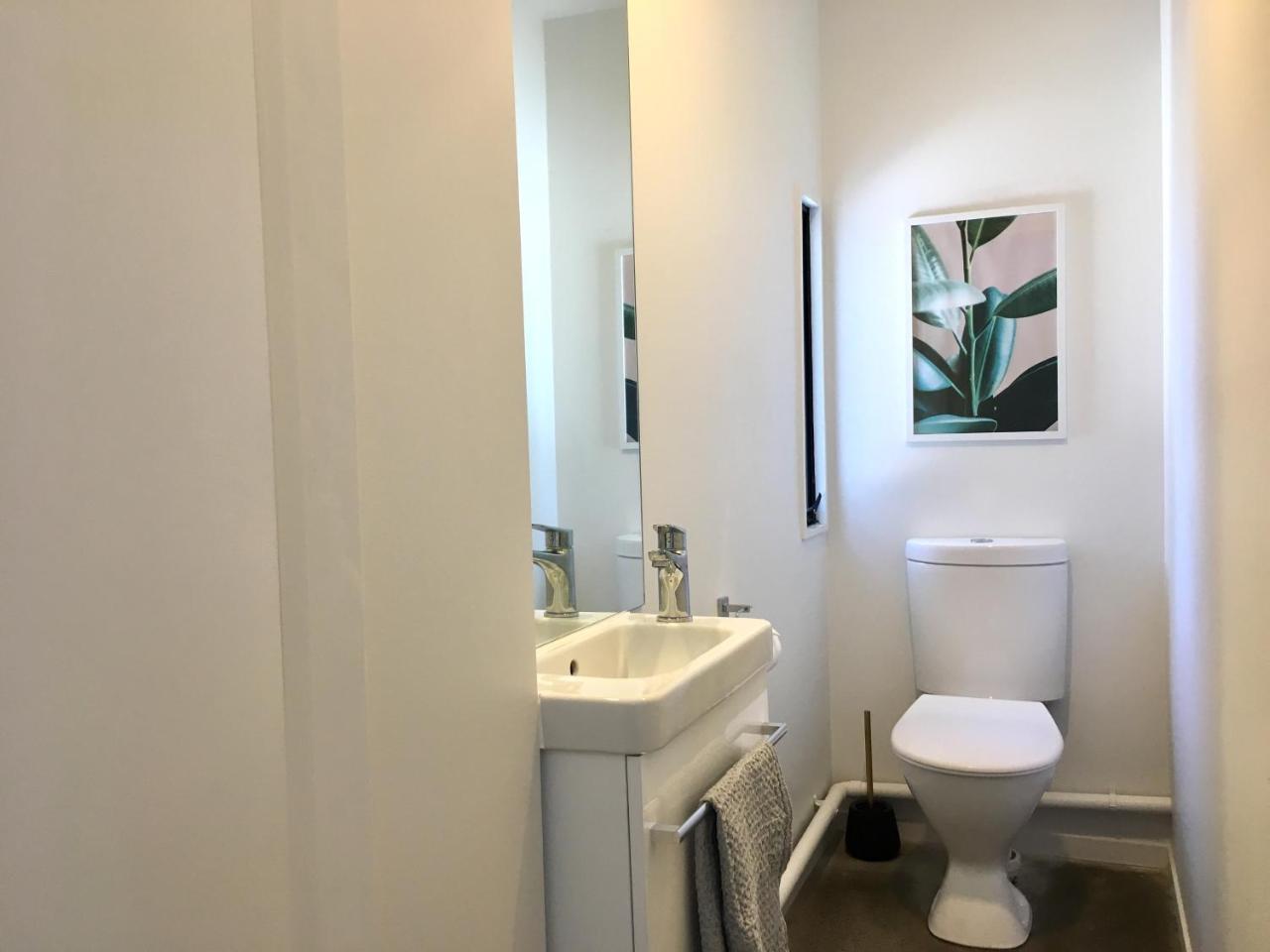 Number 1 - Chic Inner City Rooms كريستتشيرش المظهر الخارجي الصورة