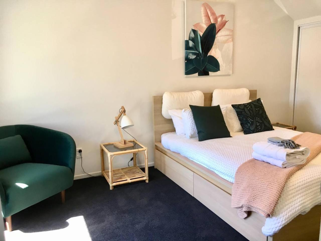 Number 1 - Chic Inner City Rooms كريستتشيرش المظهر الخارجي الصورة